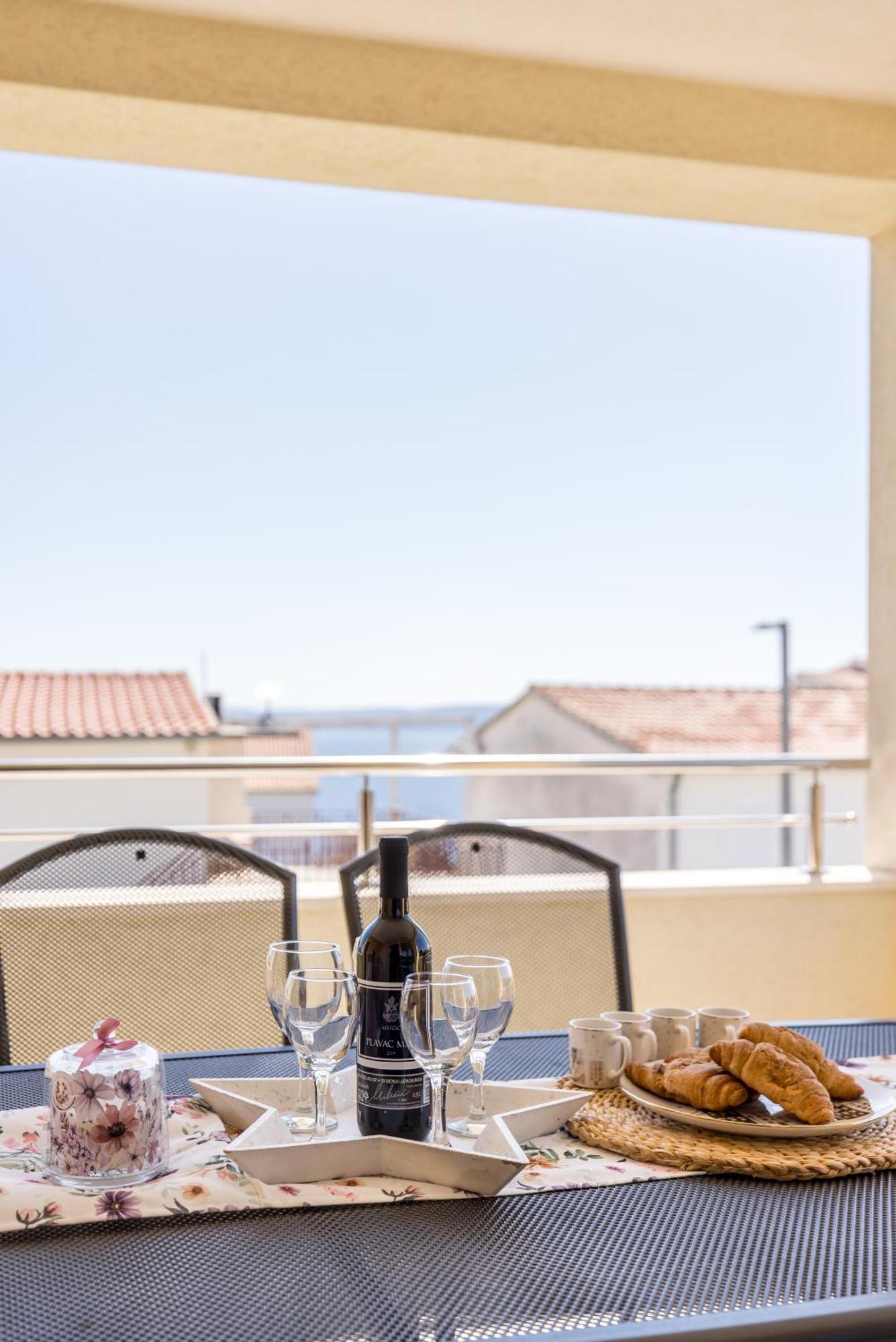 Apart Sa Terasom 250M Od Plaze,Parking,Wi Fi,Rostilj Trogir Exterior photo